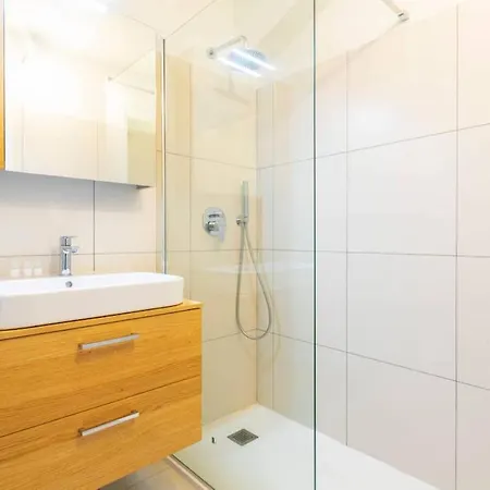 Classy Milanese Near Sforza Castle * Милан