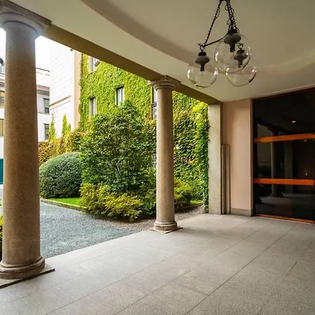 Апартаменты Classy Milanese Near Sforza Castle *
